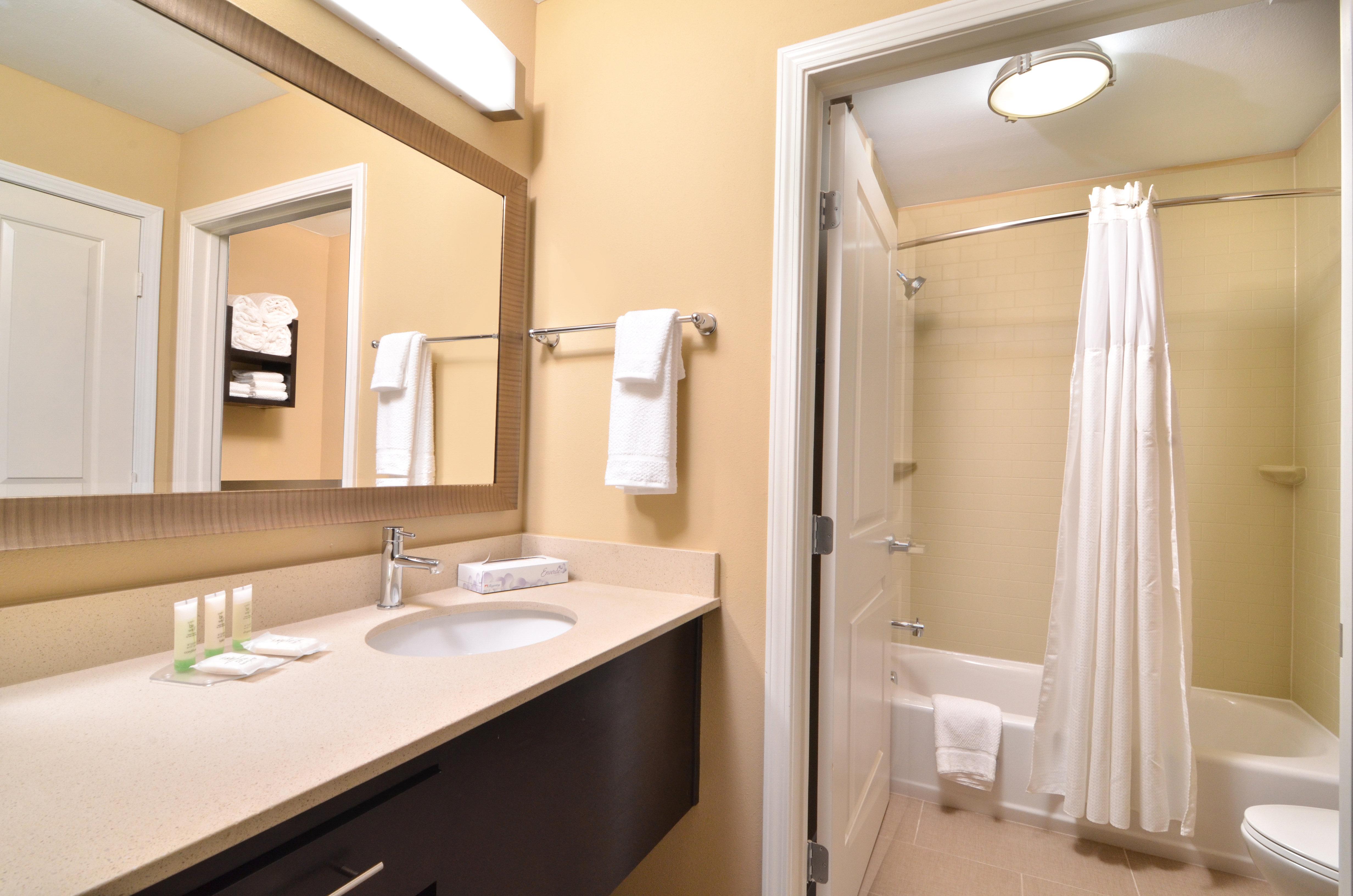 Staybridge Suites Tomball By Ihg Exterior foto